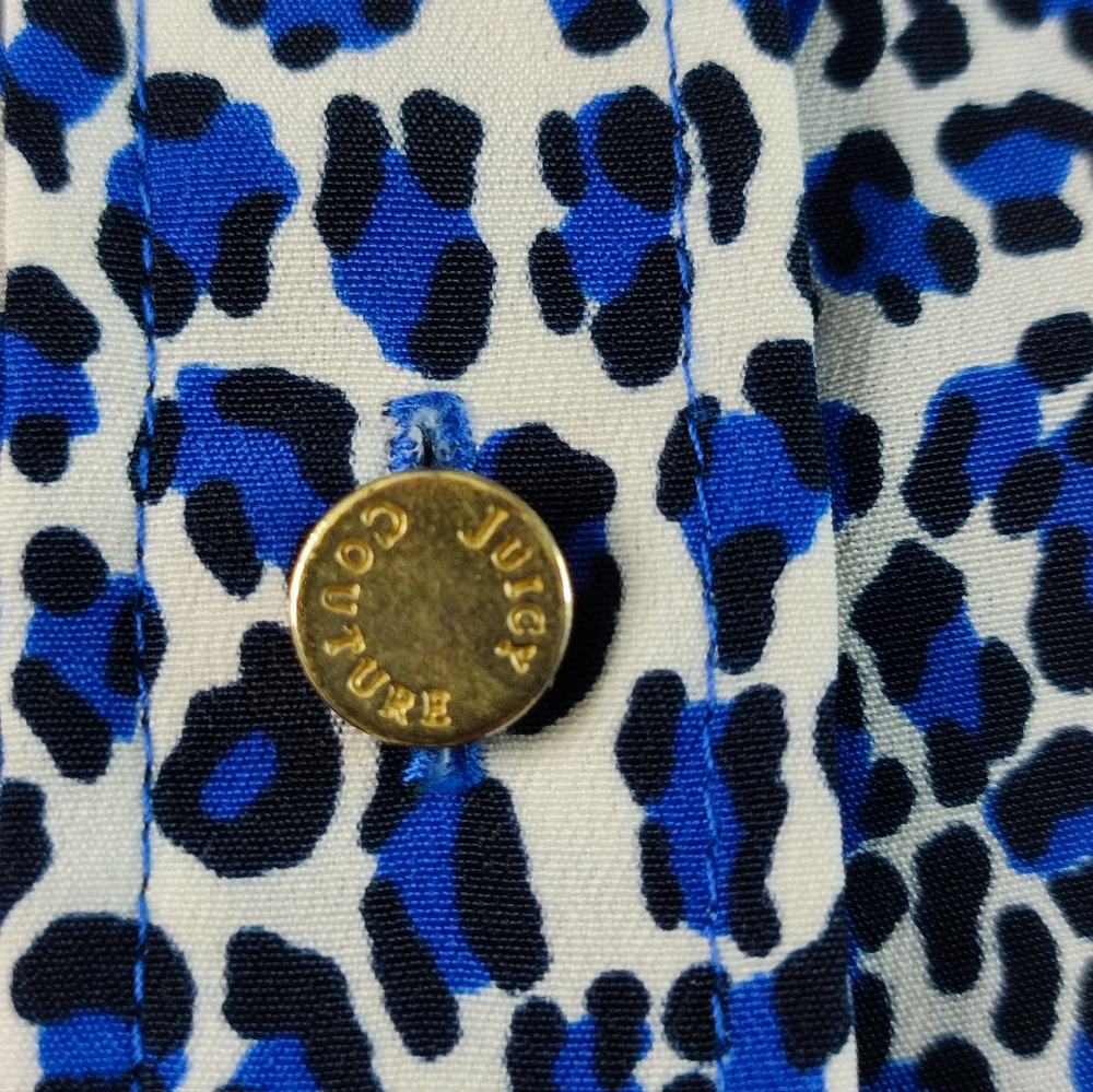 Juicy Couture Blue & White Cheetah print  Long Sleeve Blouse Top EUC - Picture 2 of 9
